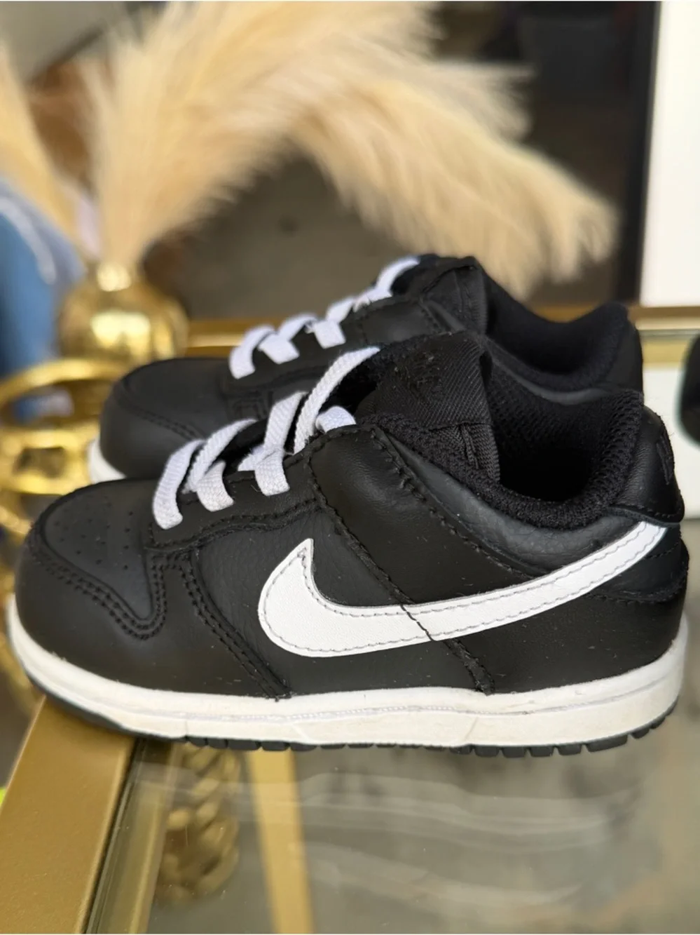 Boys 7C Nike Dunk Low Kids Black and White Low-Top Sneakers - Picture 1 of 5